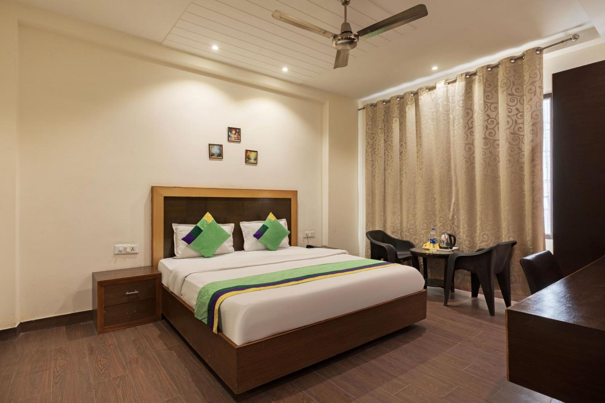 Treebo White Castle, Gurgaon Hotel Luaran gambar