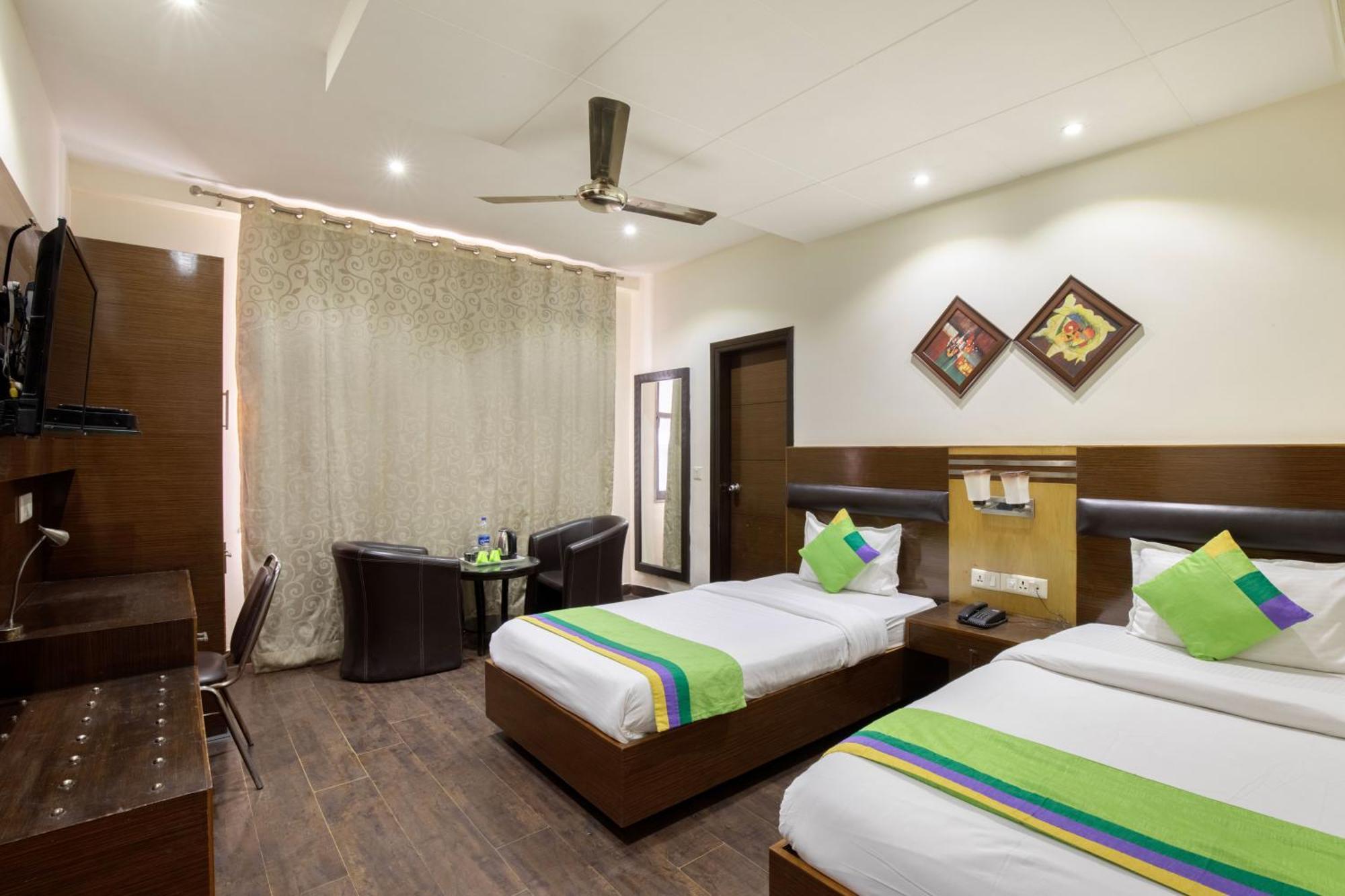 Treebo White Castle, Gurgaon Hotel Luaran gambar