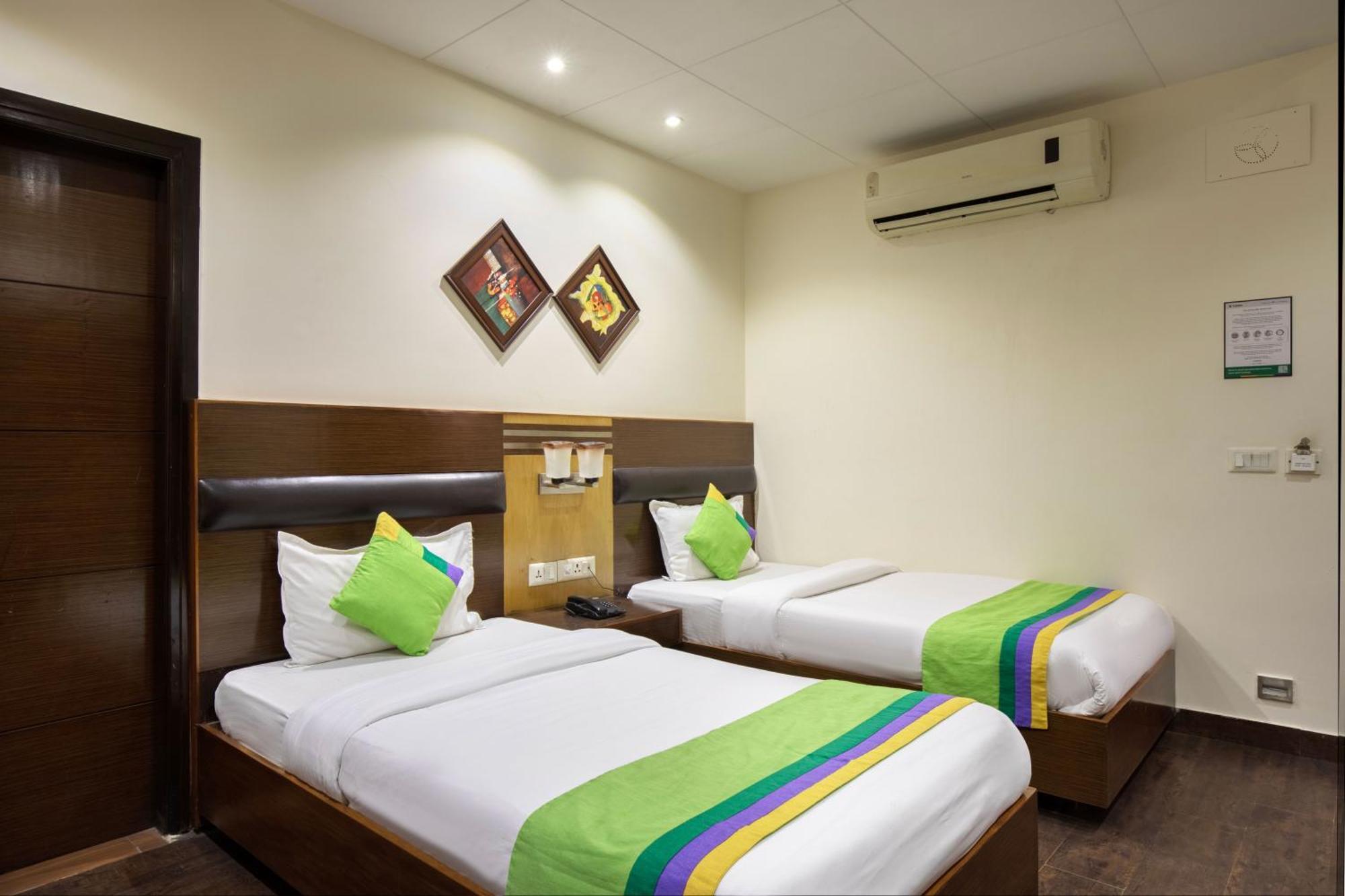 Treebo White Castle, Gurgaon Hotel Luaran gambar