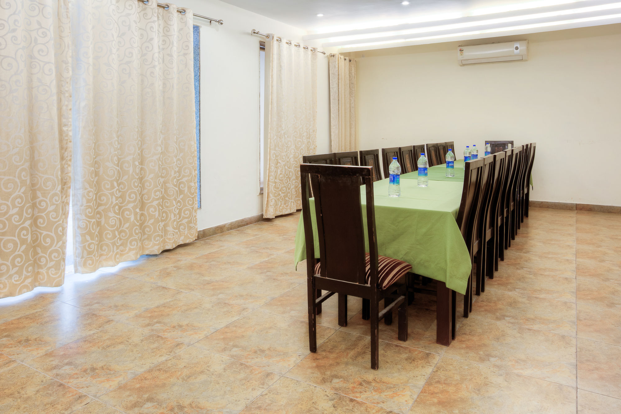 Treebo White Castle, Gurgaon Hotel Luaran gambar